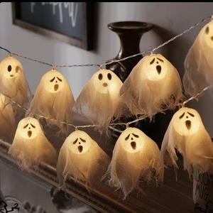 Guirnalda de Luces LED con Decoración de Cabeza de Fantasma de Halloween, Adornos de Gasa Blanca, Decoración para Casa Embrujada, Luz Cálida Ajustable - Product Image 4