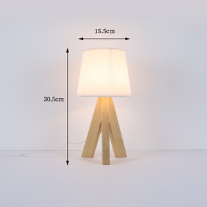 Lampe de table moderne minimaliste avec abat-jour en cristal, base en laiton blanc, E26 LED AC 85-265V, interrupteur à bouton poussoir décoratif, 3500K 2W Ra80 - Product Image 5