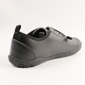 Scarpe Comode Traspiranti Leggere Antiscivolo Resistenti all'Usura di Alta Qualità per Uomo e Donna Tutte le Stagioni con Suola in Gomma - Product Image 3