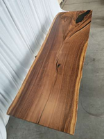Prix réduit Plateau de table en bois massif avec bord naturel en résine époxy pour table à manger