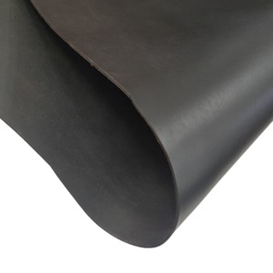Fabrika Doğrudan Satış Üst Katman Sığır Derisi 3.0-3.5 Kalınlığında Siyah Bitkisel Tabaklanmış Deri Hakiki Deri Anti-Pill Split DIY Deri - Product Image 4