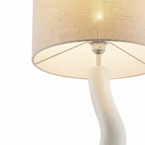 Lámpara de Pie Escultural Moderna Minimalista con Curva en S, Pantalla de Metal Texturizado Crema, LED, Impermeable, para Uso en Almacenes, Iluminación Wabi Sabi - Product Image 6