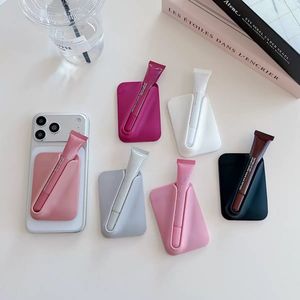 Custodia Trendy Snapon per Telefono con Porta Carte in Silicone Effetto Radium Intagliato, Cover Universale per Rossetto, Prezzo Basso - Product Image 1