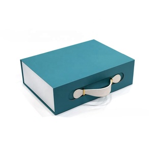 Custom Logo Luxury Folding Cosmetic <b>Box</b> Magnetic <b>Lock</b>, Handle, Collapsible Rigid Design - Product Image 1