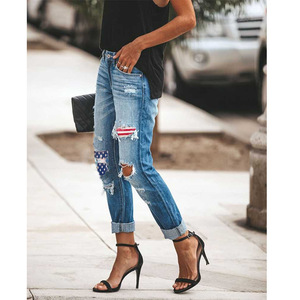 I buchi strappati delle donne europee e americane mostrano <span class=keywords><strong>Jeans</strong></span> e pantaloni sottili stampati a stelle e strisce - Product Image 4
