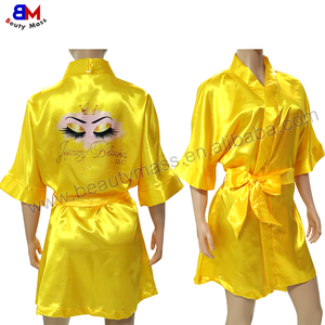 ชุดนอนสตรีแบบสั้นชุดคลุมสำหรับเจ้าสาวผ้าซาตินสุดหรู - Product Image 3