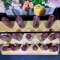 Pierre naturelle de haute qualité à vendre, pointe de quartz fraise énergétique pour la décoration de la maison ou comme cadeau