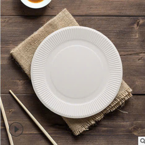 Assiettes en papier jetables de 19 cm biodégradables, rondes, pour fêtes, qualité alimentaire, fabrication OEM ODM Vietnam, directement de l'usine - Product Image 1