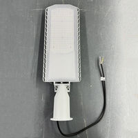 Lampadaire LED extérieur étanche IP66 à prix avantageux, 100W, 150W, 200W, avec capteur photocellule