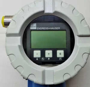 Original and New Endress + Hauser Prosonic FMU40-ANB2A4 Ultrasonic <b>Level</b> - Product Image 4