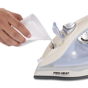 Fer à vapeur électrique RAF 1200W Semelle en céramique autonettoyante Température réglable pour un entretien efficace des vêtements à la maison - Product Image 4