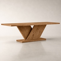 Ensemble de salle à manger rectangulaire contemporain en bois massif de style nordique avec base en V et chaises à blocs pour hôtels et projets contractuels