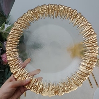 Assiettes de présentation rondes en verre transparent de 13 pouces avec bord doré pour la décoration de table lors de fêtes et événements
