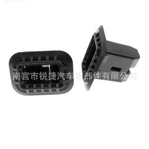 Clips de plástico y nailon para asientos traseros Audi 4B0886373 para A4 A6 A8 A6L C5 C6, reparación y reemplazo - Product Image 3