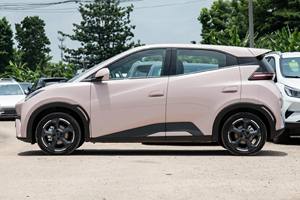 รถยนต์พลังงานใหม่ แบตเตอรี่ลิเธียมไอรอนฟอสเฟต รถยนต์ไฟฟ้า BYD Seagull 2024 ระยะทาง 405 กม. 5 ประตู 4 ที่นั่ง แฮทช์แบ็ค 38.88 กิโลวัตต์ชั่วโมง ความเร็วสูงสุด 130 กม./ชม. - Product Image 5