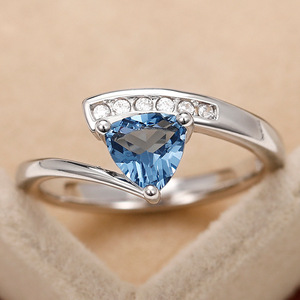 Anillo de oro blanco F1796 con diamante natural de corte triangular para mujer, joyería de compromiso - Product Image 3