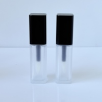Tube carré noir et rouge en PETG à faible MOQ, personnalisable, sérigraphié, pour rouge à lèvres liquide et gloss, emballage conteneur