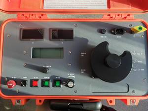 เครื่องมือติดตามสัญญาณ Direction-Pro HP-MB10 รุ่น High-Gain Route Mapper สำหรับตรวจสอบสายไฟฟ้าแรงสูง 3kV ความแม่นยำ 1% สำหรับการตรวจสอบสายไฟฟ้าข้ามประเทศ - Product Image 4