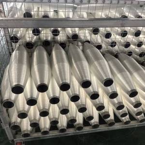 Een plastic net dat fruitbomen kan beschermen tegen vogelschade - Product Image 6