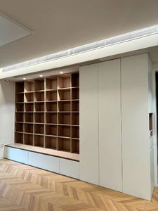 Mueble de Salón Moderno y Lujoso Personalizado, Vitrina con Puerta de Vidrio y Cerradura para Vinos, Mueble de Exhibición para Salón - Product Image 2