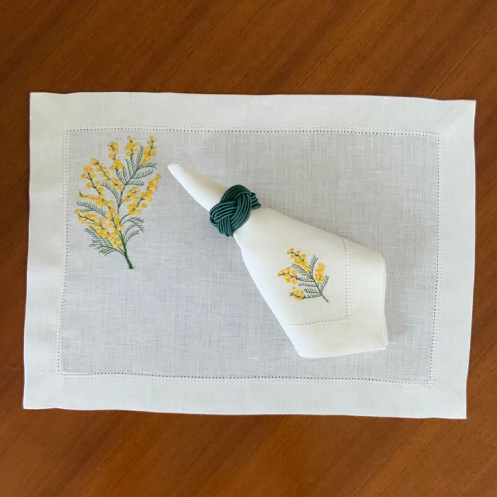 Serviettes en lin brodé blanc, taille standard