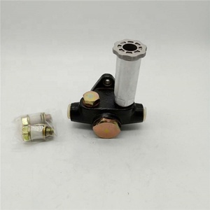 Pièces de moteur d'excavatrice DH300-5 105207-1520 Pompe d'injection de carburant Pompe manuelle d'alimentation 105210-1700 - Product Image 6