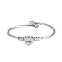 Bracelet personnalisé en acier inoxydable, or, argent, avec 26 lettres de l'alphabet pour femmes