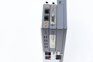 पीएलसी एकोओस 1010 सर्वो एम्पलीफायर 8v101000-2 rev e0 - Product Image 2