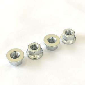 Tuercas de seguridad hexagonales M4 de acero al carbono grado A nivel 4.8 sin tratamiento - Product Image 1