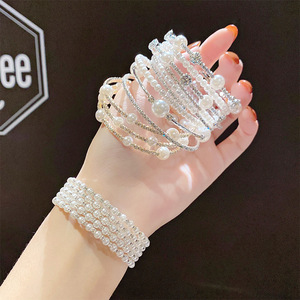 Pulsera de perlas multicapa coreana para <span class=keywords><strong>mujer</strong></span> y niñ<span class=keywords><strong>a</strong></span>, brazalete de diamantes cruzados, gran oferta, <span class=keywords><strong>2022</strong></span> - Product Image 4