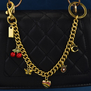 Llavero Dorado Vintage, Cadena <span class=keywords><strong>para</strong></span> Bolso y Extensor <span class=keywords><strong>de</strong></span> Correa, Accesorio Decorativo Versátil <span class=keywords><strong>para</strong></span> Bolsos, Carteras y Jeans - Product Image 3