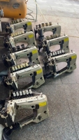 ENTRAÎNEMENT DIRECT QUATRE AIGUILLES SIX FILS FEED -OFF- THE-BRAS de VERROUILLAGE MACHINE À COUDRE JUKIS 35800 MACHINE À COUDRE