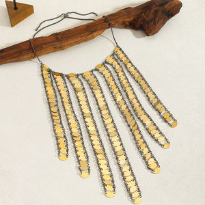 قلادة عنق أنيقة بتصميم هندسي مع ترتر متعدد الطبقات مع سلسلة قلادة بتصميم شخصية بسيطة وعتيقة - Product Image 4