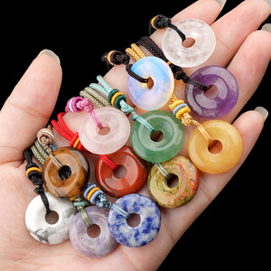 Jingfa - Collar de Cristal con Colgante de Donut de 30 mm, Cuerda Ajustable, Cristal de Chakra, Amuleto de la Suerte - Product Image 1