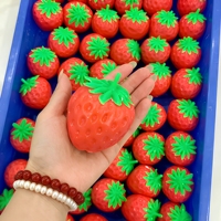 60 Designs Blocs anti-stress remplis, Jouet sensoriel ASMR, Balle anti-stress souple et craquant à la fraise