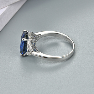 <span class=keywords><strong>Anillo</strong></span> <span class=keywords><strong>de</strong></span> <span class=keywords><strong>Compromiso</strong></span> <span class=keywords><strong>de</strong></span> Platino con <span class=keywords><strong>Zafiro</strong></span> Sintético <span class=keywords><strong>de</strong></span> Ceilán <span class=keywords><strong>de</strong></span> 5 Quilates para Mujer - Product Image 5