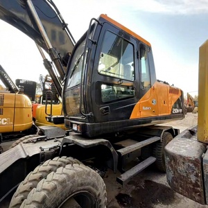 Excavadora de Ruedas HYUNDAI 210W-9T Usada de 21 Toneladas para Demolición y Grandes Proyectos de Construcción - Product Image 1