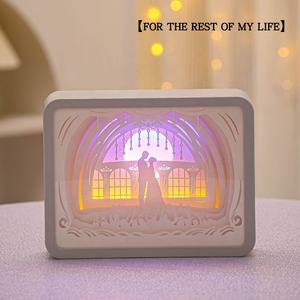 Pareja estado de ánimo luz de noche creativa LED 3D lámpara de escultura de papel arte decorativo lámpara de mesa con marco cuadrado para dormitorio - Product Image 3