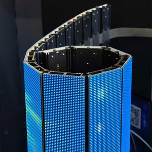 Écran LED flexible et enroulable P3.91 GOB, tapis interactif pliable et écran LED déroulable pour la publicité - Product Image 5