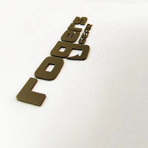 Nhà Máy Tùy Chỉnh In <span class=keywords><strong>3D</strong></span> Logo Silicone Logo Tag Truyền Nhiệt In Ấn Vải Nhãn Chất Lượng Cao <span class=keywords><strong>3D</strong></span> <span class=keywords><strong>PVC</strong></span> Cao Su Logo Cho T-Shirt - Product Image 4