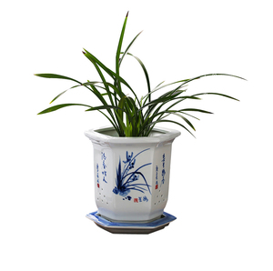 Pot de fleur hexagonal en porcelaine bleu et blanc peint à la main chinois avec plateau pot de fleur extérieur fleur en céramique de table <span class=keywords><strong>po</strong></span> - Product Image 2
