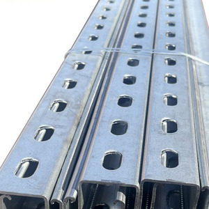 Soporte de Generación de Energía Solar Tipo C Ajustable Personalizado, Acero Galvanizado en Caliente, Carga de Viento de 60 m/s, Carga de Nieve de 1.4 KN/m2 - Product Image 1