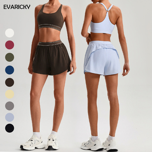 Nouvel ensemble de yoga 2 pièces respirant avec soutien-gorge de <span class=keywords><strong>sport</strong></span> dos nageur à bretelles réglables et <span class=keywords><strong>short</strong></span> taille haute à poches pour le yoga, la course et la gym - Product Image 1