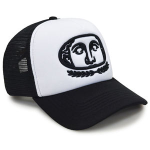 Gorra Trucker Vintage de 5 Paneles, con Logotipo Bordado Personalizado, Malla Transpirable en la Parte Trasera, Ajustable con Cierre a Presión, Unisex, MOQ Bajo, Clásica - Product Image 4