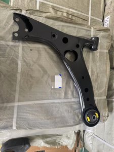 Cowtotal 48068-42040แขนควบคุมด้านหน้าขวาสำหรับรถยนต์ Toyota RAV4 2000 2001 <span class=keywords><strong>2002</strong></span> - Product Image 3