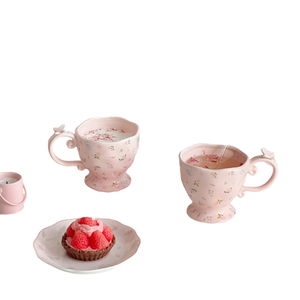 Tasse à café en céramique créative mignonne de fleur rose d'Ins avec le papillon 3D et la grande tasse d'eau de coeur pour des cadeaux d'affaires ou des tasses de lait - Product Image 4
