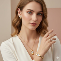 Nouveaux ensembles de bijoux en acier inoxydable 316L plaqué or géométrique pour femmes, vente en gros par les fabricants (colliers, bracelets, bagues, boucles d'oreilles)