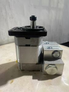 Bomba de Motor de Ventilador Hidráulico Original 31Q4-30201 31Q4-30200 para Excavadora R520LC-9A R485-9 R485-9T R480LC-9 HX330 HX380 - Product Image 3
