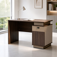 Bureau de direction avec armoire verrouillable, trou de gestion des câbles, tiroirs multi-rangements, table de bureau en panneau E1 pour le lieu de travail