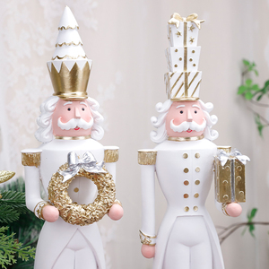 Udeco Mới Độc Đáo Trắng Giáng Sinh Óc Chó Người Lính Đồ Trang Trí Nhựa Giáng Sinh <span class=keywords><strong>Nutcracker</strong></span> Bức Tượng Cho Quà Tặng Trang Trí Nội Thất - Product Image 6